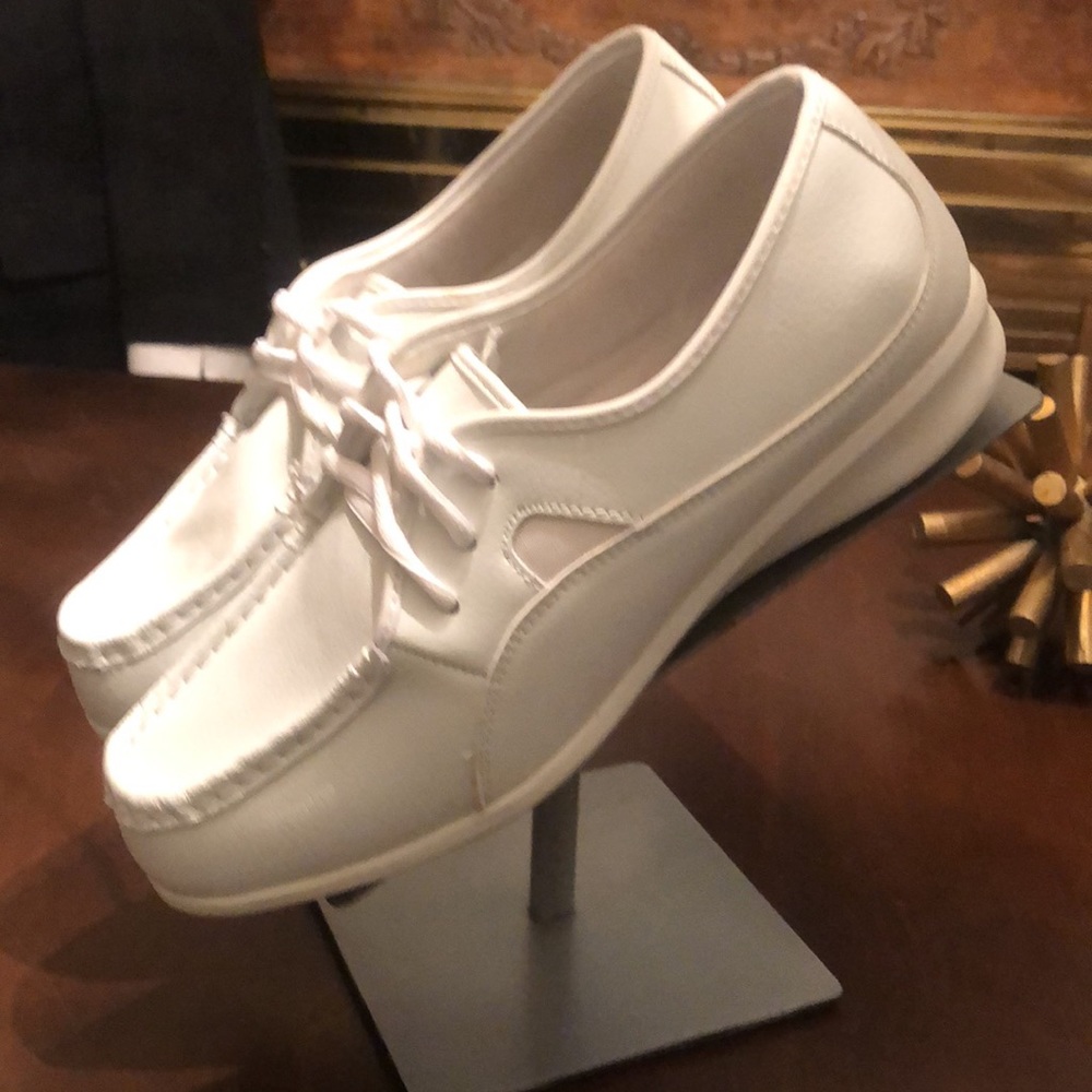 Preloved Connie Cuddles Memo Tech Size 10w - image 2